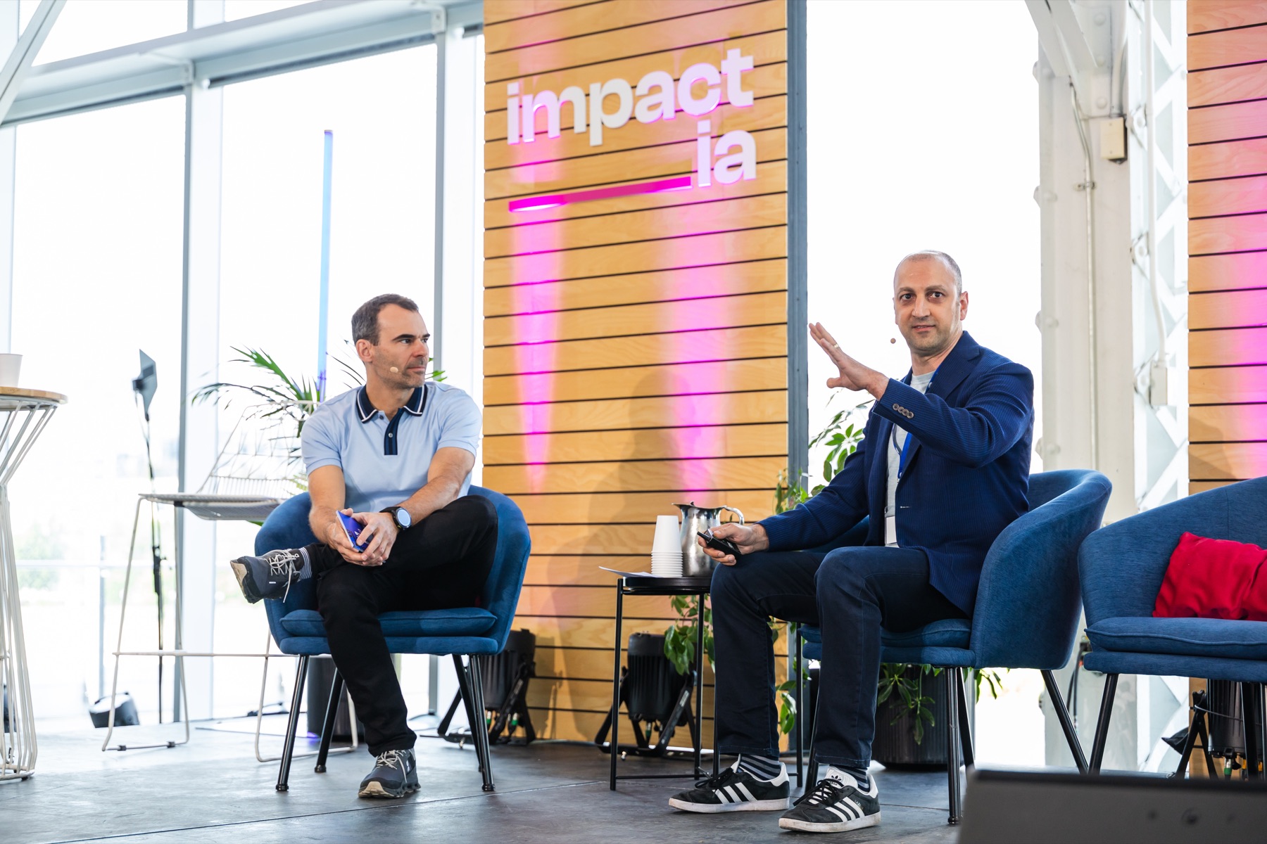 Jean Fahmy dans une conversation technologique en direct sur scène